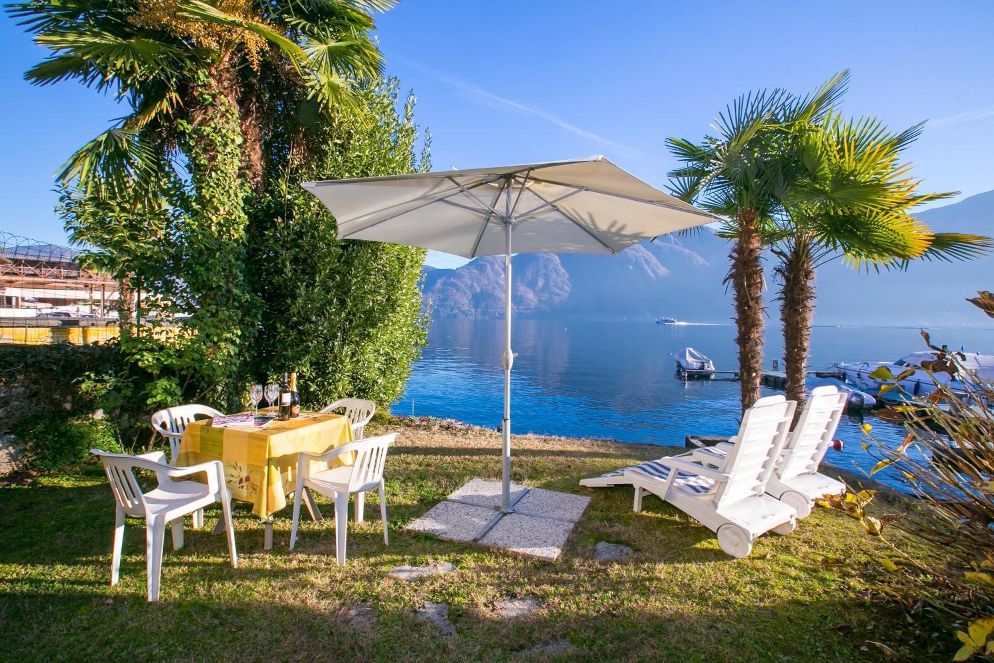 Casetta Al Lago Mezzegra Exteriör bild